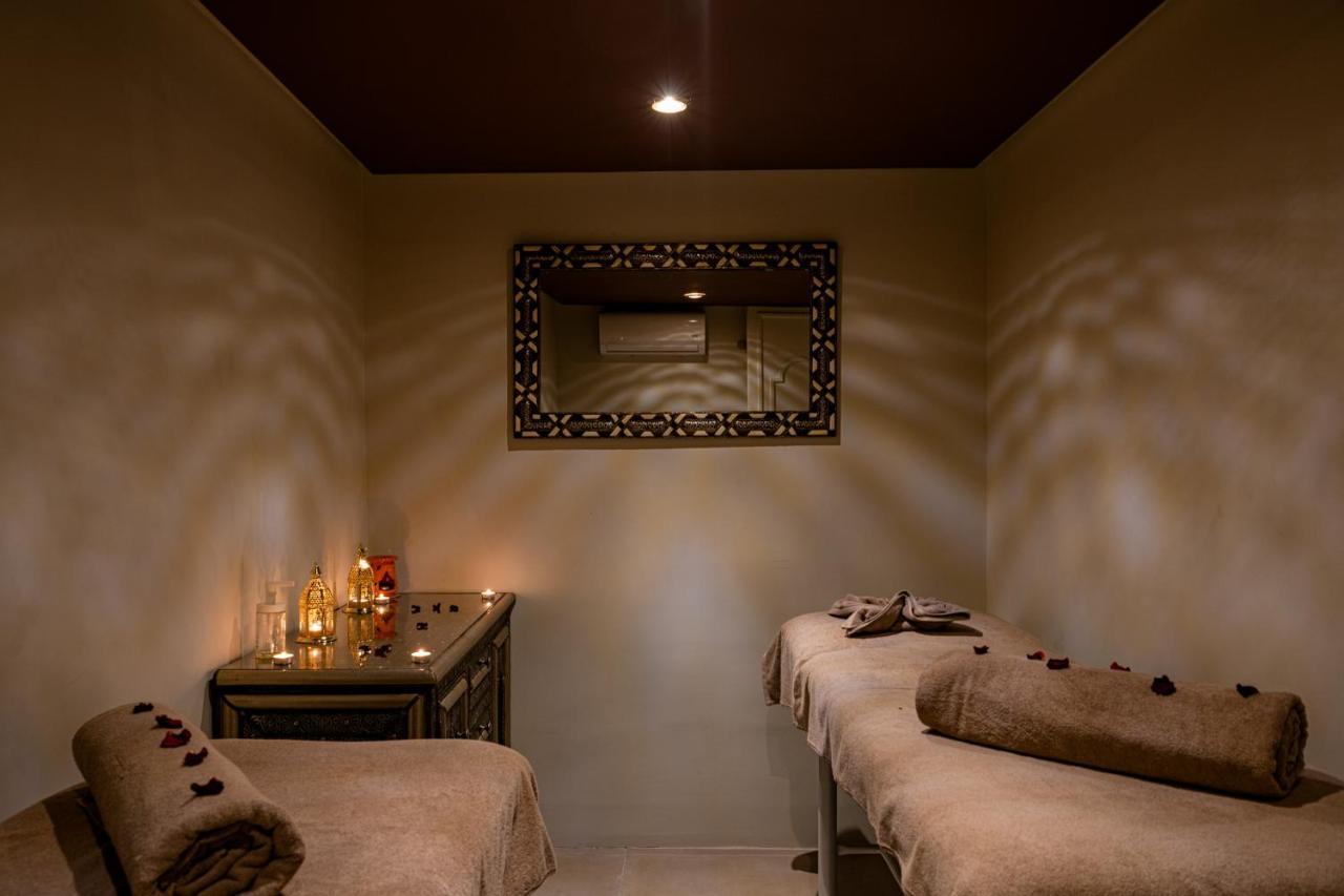 Riad Dar Blanche & Spa 马拉喀什 外观 照片